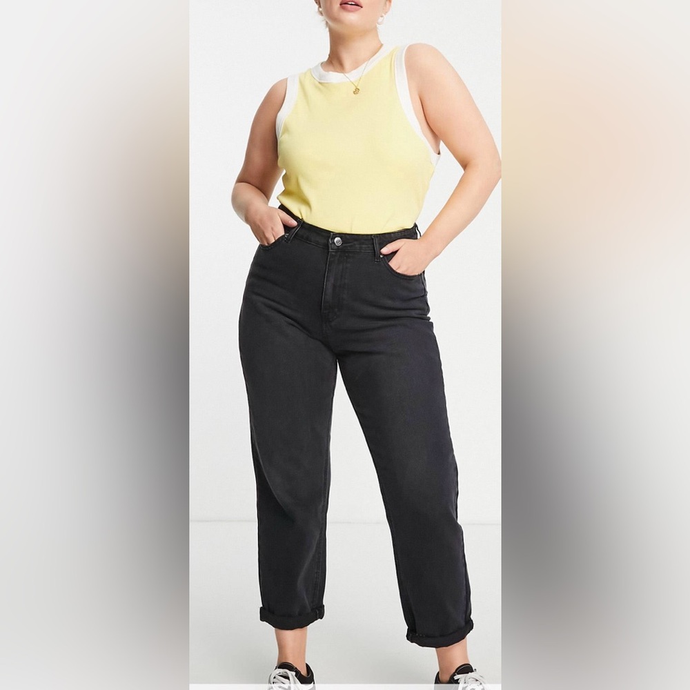 DTT (Don’t Think Twice) Plus Veron relaxed fit mom jeans in washed black NWT